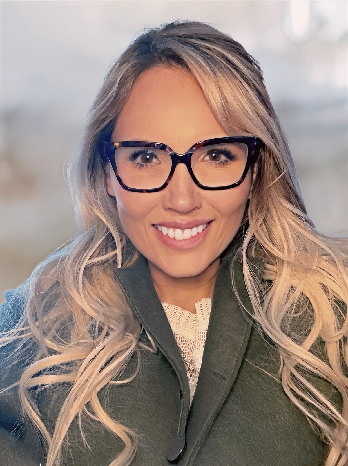 Dr. Elizabeth M. Teklinski, founder and reviewing clinician of Kedge